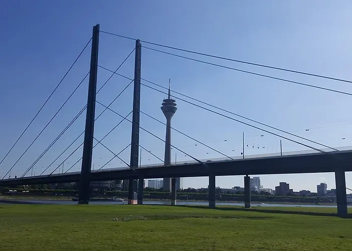 H2 Lägenhet Düsseldorf
